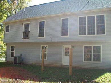 802 Moorefield Dr, Ruther Glen, VA 22546 - photo 2