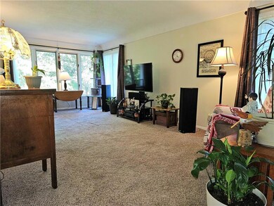 3929 Oakshire Rd, Des Moines, IA 50310 - photo 3