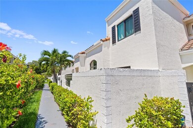 21200 Harbor Way unit 11811, Miami, FL 33180 - photo 7