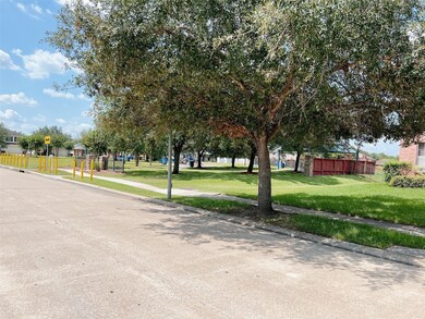 9007 Wolcott Park Ln, Houston, TX 77075 - photo 3