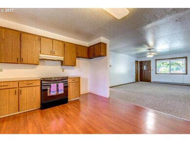 Kitchen/Living Room