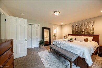 415 E Pioneer Trail, Aurora, OH 44202 - photo 7