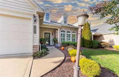 755 Marigold Ct, Bridgeville, PA 15017 - photo 2