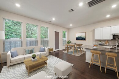 708 Ivory Manor Dr, Houston, TX 77018 - photo 4