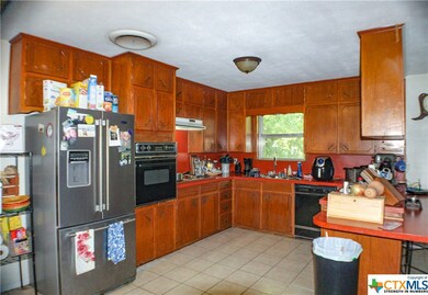 517 Kate St, Copperas Cove, TX 76522 - photo 3