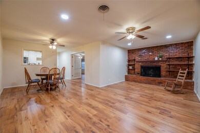 608 Post Oak Dr, Hurst, TX 76053 - photo 7