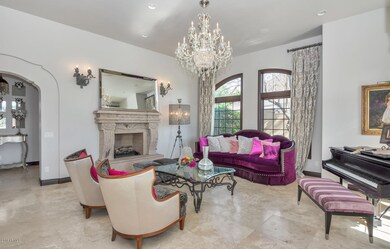 8325 W Cantera-large-005-17-Living Room-