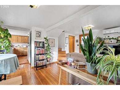 1747 Orchard Aly, Eugene, OR 97403 - photo 7