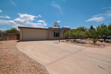 9442 E Lorain Place, Tucson, AZ 85710