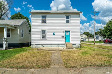 723 N Sherman St, Lincoln, IL 62656 - photo 2