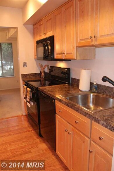 11409 Commonwealth Dr unit T4, Rockville, MD 20852 - photo 6