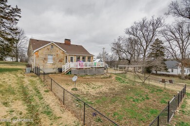 3209 Main St Lohman-06