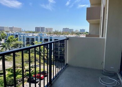 Greenwich Condominiums unit A707, North Miami, FL 33161 - photo 4