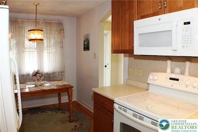 2317-2319 Elm St, Allentown, PA 18104 - photo 6