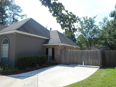 Rear yard access, Additional parking for RV or Boa