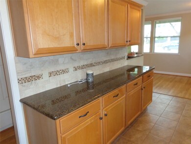 1551 Hewitt Dr, Houston, TX 77018 - photo 7