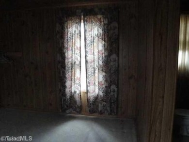 509 S Chatham Ave, Siler City, NC 27344 - photo 7