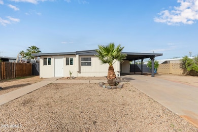 422 E Wagoner Rd, Phoenix, AZ 85022 - photo 2