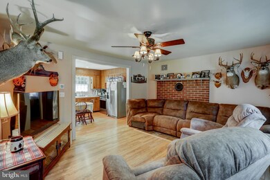 5260 Honeysuckle Ln, New Holland, PA 17557 - photo 6