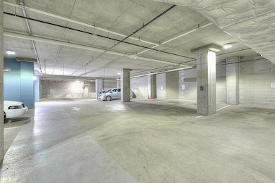 Portland Tower unit 1005, Minneapolis, MN 55415 - photo 5