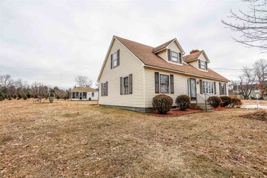 108 Musquash Rd, Hudson, NH 03051 - photo 2