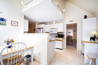 100 Pond St unit 70, Cohasset, MA 02025 - photo 5