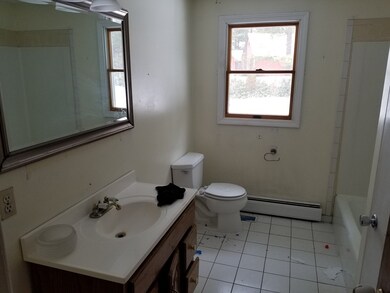 79 Strong St, Easthampton, MA 01027 - photo 7