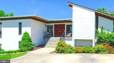 330 Buena Vista Dr, Colonial Beach, VA 22443 - photo 2