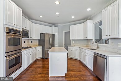 12111 Cypress Spring Rd, Clarksburg, MD 20871 - photo 3