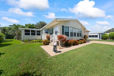 923 Yew St, Sebastian, FL 32976 - photo 3