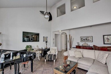 Living RM
