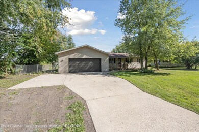 02-16969-Towar-Ave-East-Lansing-MI-48823