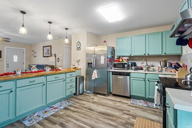 904 E Bradford St, Marion, IN 46952 - photo 7