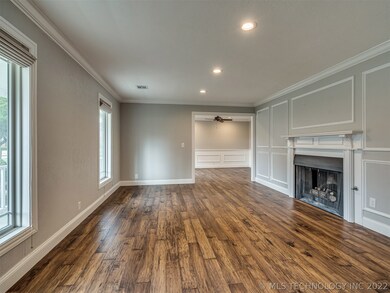 2318 Georgetown Dr, Bartlesville, OK 74006 - photo 3