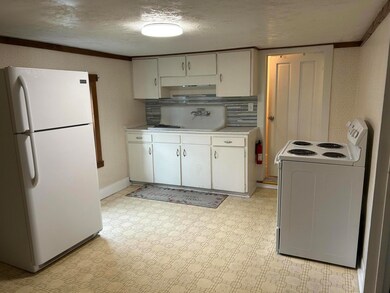 629 Platt St, Niles, MI 49120 - photo 7