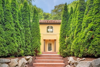 4415 E Mercer Way, Mercer Island, WA 98040 - photo 2