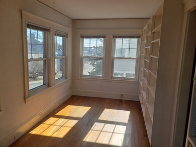 17 Edgecliff Rd unit 1, Watertown, MA 02472 - photo 4