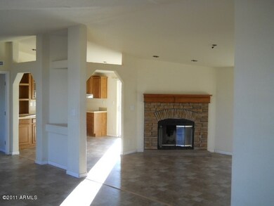 023-381701 Living Room 3