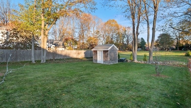 9 N Atkinson St, Newburyport, MA 01950 - photo 5