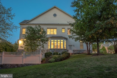 2160 Royal Lodge Dr, Falls Church, VA 22043 - photo 7