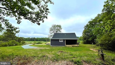 239 Bannister Town Rd, Louisa, VA 23093 - photo 7