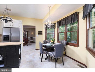 141 Rabbit Run Rd, Sewell, NJ 08080 - photo 4