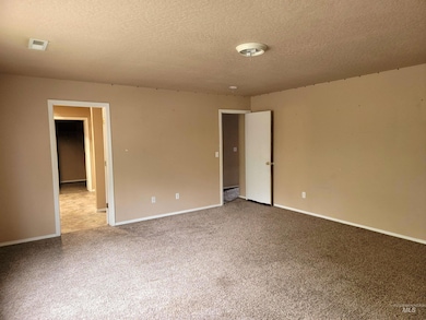 512 Syringa Way, Caldwell, ID 83605 - photo 2