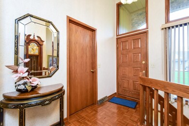 005-Foyer-5731194-large