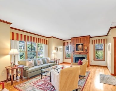 53B Burroughs St, Jamaica Plain, MA 02130 - photo 5