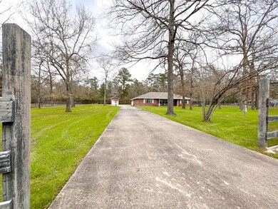 37802 Galleria Oaks Ln, Magnolia, TX 77354 - photo 3