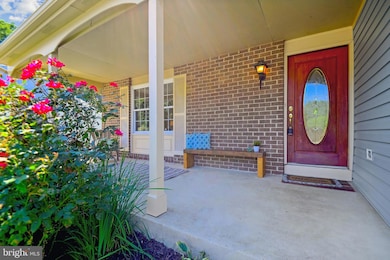 8410 Glade Ct, Columbia, MD 21046 - photo 3