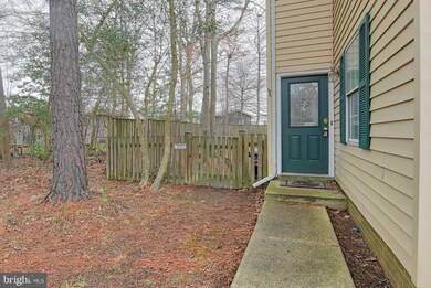 22412 Greenview Ct, Great Mills, MD 20634 - photo 3