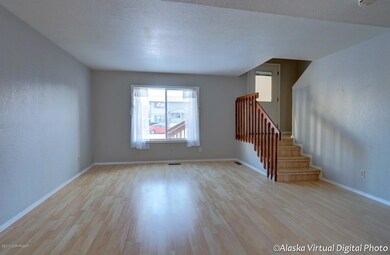 Living Room W/Laminate Floor