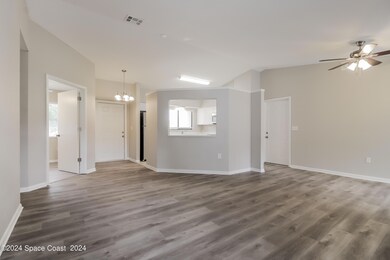 003-photo-dining-room-9364582